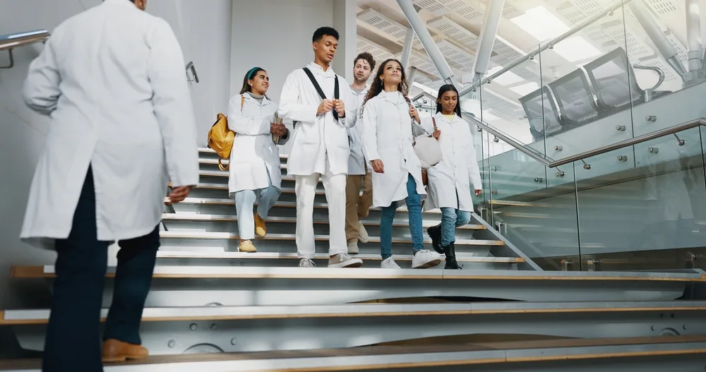 Medizinstudium & Karriere: Wie wichtig ist die Uni wirklich?