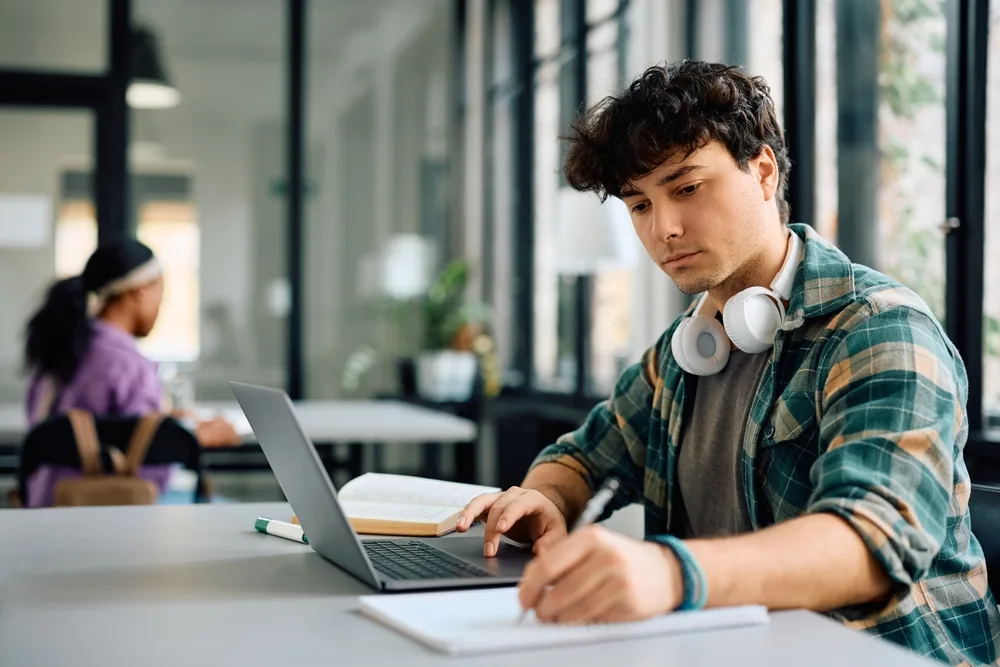 TMS-Vorbereitung während des FSJ: Machbar oder zu viel Stress?