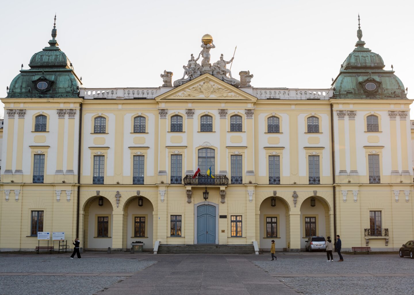 Branicki,Palace,In,Bialystok,,Podlasie,,Poland.,Palac,Branickich,And,Medical