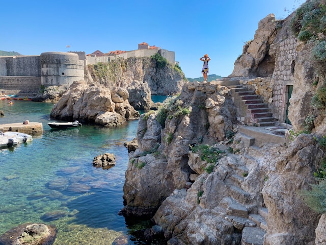 datingjungle-s7ky-xBtrNY-unsplash (1)