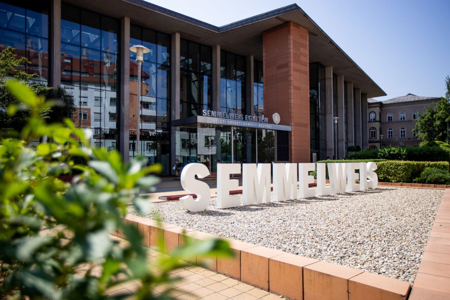 Semmelweis Universität Budapest - Medizinstudium in Ungarn